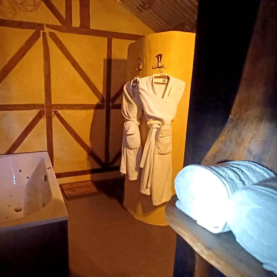 La Cabane Du Coing Visé Kültér fotó
